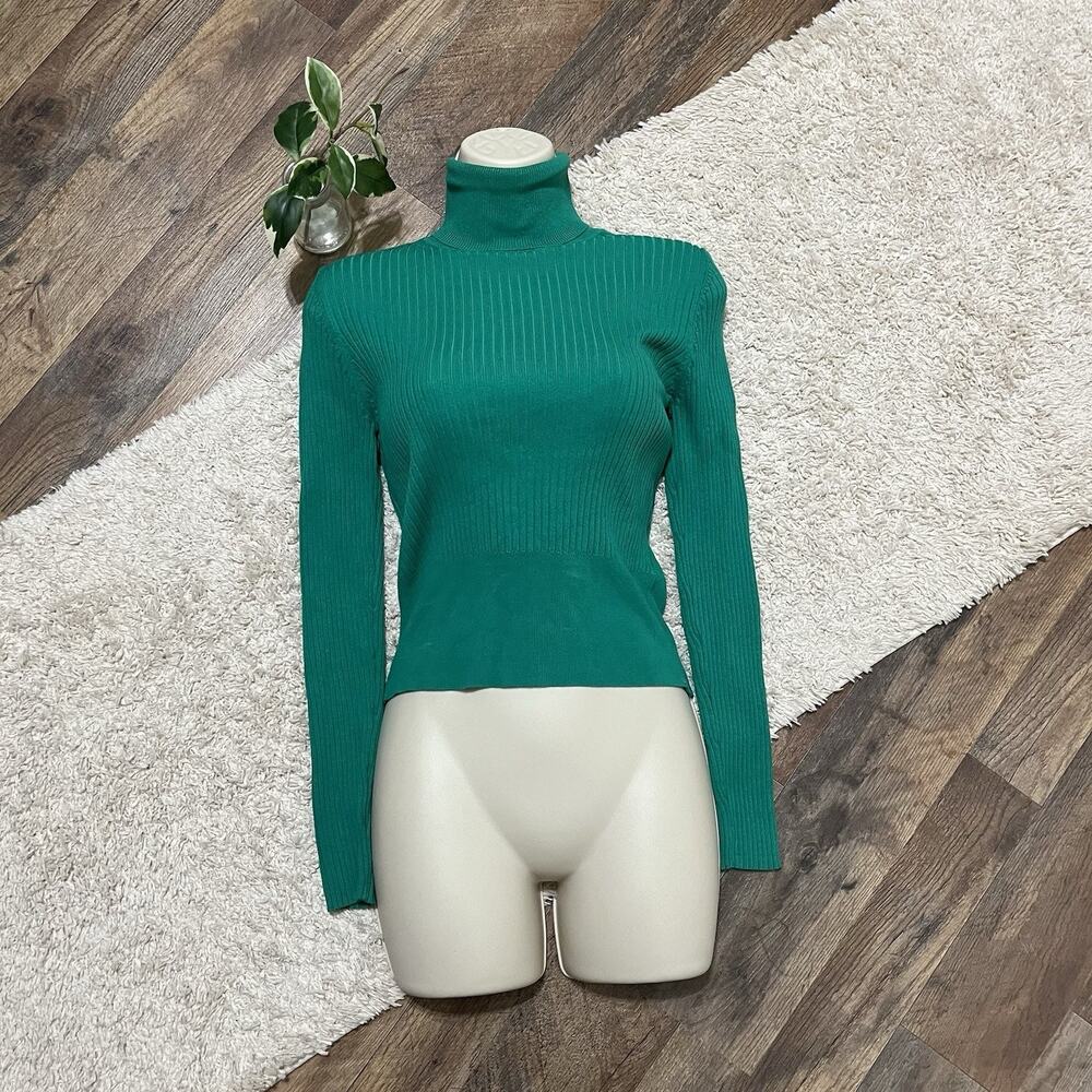 Zara Size Large Green Classic Ribbed Fitted Cropped Turtleneck Pullover Sweater